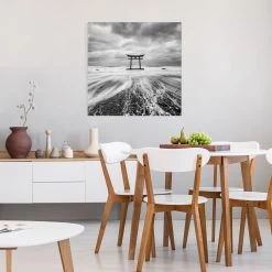 Leinwandbild - Japanisches Torii Im Meer In Schwarz-Weiß -Dekostuck Store wallart leinwandbild japanisches torii im meer in schwarz weiss 2
